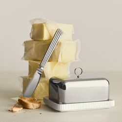 Bernadotte Sm&ouml;rkupa, Georg Jensen