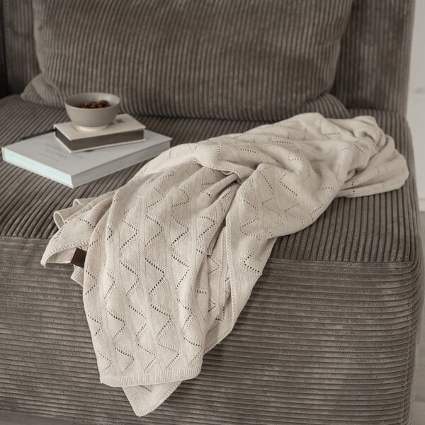 Stickad Pläd Mauntain, beige melange, By LOHN