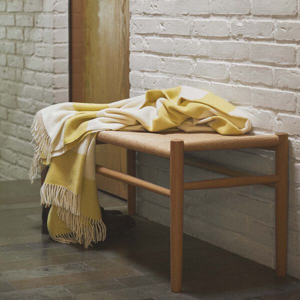 The Sweater Throw, 08007 golden yellow, Silkeborg Uldspinderi