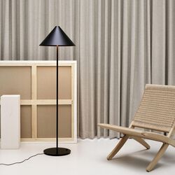 Keglen golvlampa, svart Keglen golvlampa, svart, Louis Poulsen