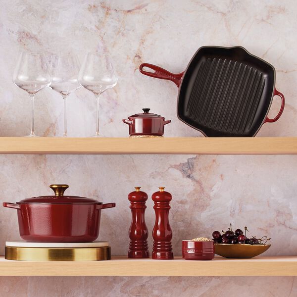 Signature gjutj&auml;rn kvadratisk grillpanna 26 cm, garnet, Le Creuset