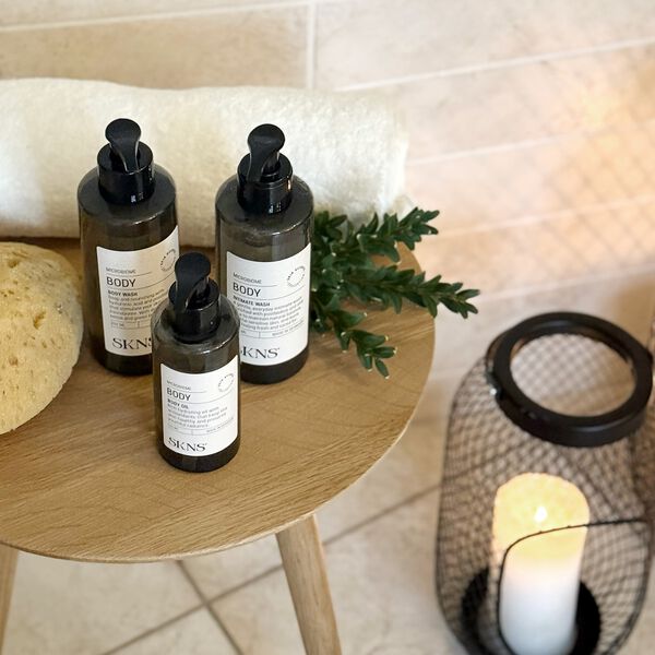Intimate Wash, SKNS