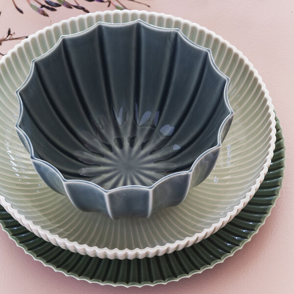Samsurium Dinner Plate &Oslash; 27 cm, green, Dottir Nordic Design