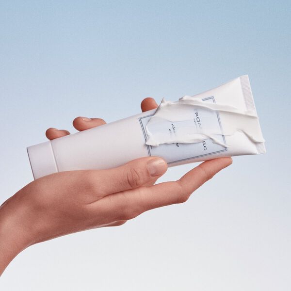 Cleansing Cream, Tromborg