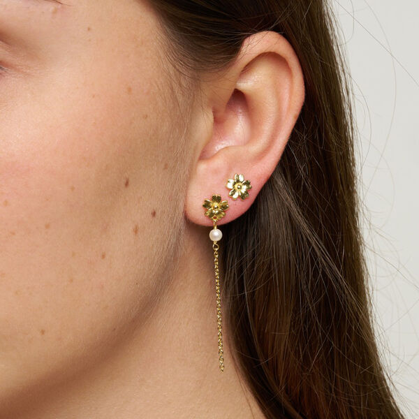 Poppy pearl &ouml;ronh&auml;ngen, guldpl&auml;terade, Pure by Nat