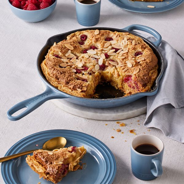 Signature gjutj&auml;rn stekpanna &Oslash; 23 cm, chambray, Le Creuset