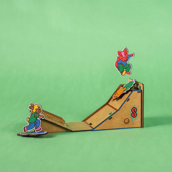 Suntopia Tr&auml;leksaker | Spark & Loud, Crateit