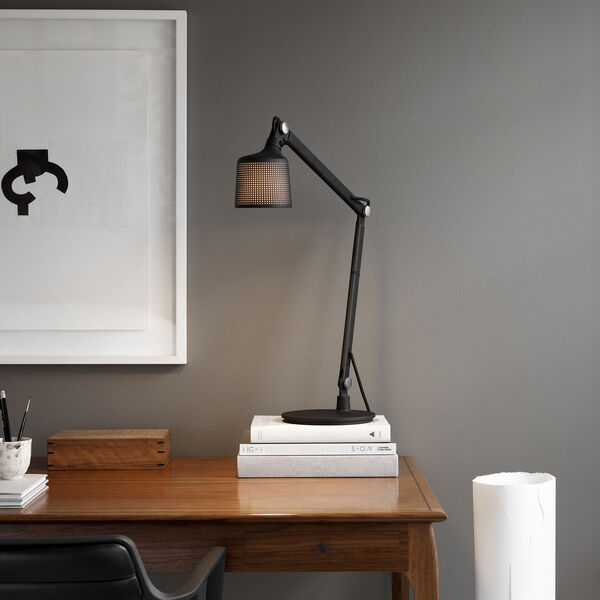 VIPP521 skrivbordslampa, svart, Vipp