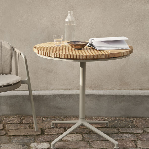 Vipp717 Open-Air Café Table, teak/light grey, Vipp