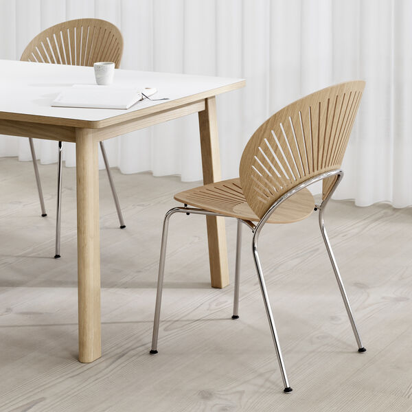 6491 Ana utdragbart matbord 180 cm, white/soap treated oak, Fredericia Furniture