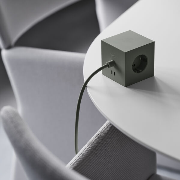 Square 1 USB-C (30W), oak green Square 1 USB-C (30W), oak green, Avolt
