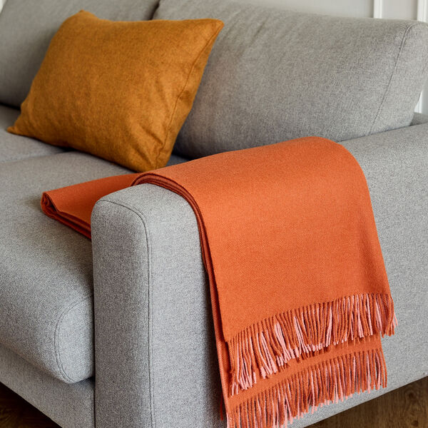 Secret Throw, 02215 coral/amber, Silkeborg Uldspinderi