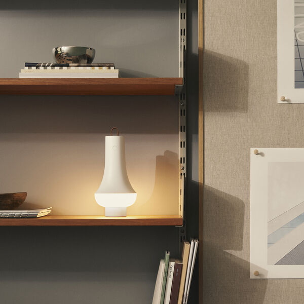 Tomoshi Portable Bordslampa, vit, Louis Poulsen