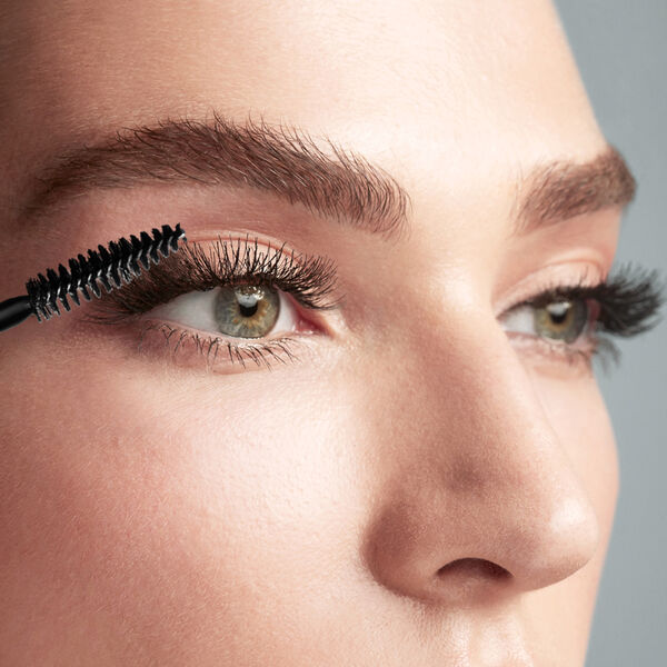 Black Nano Mascara Nutrition & Natural Growth Black Nano Mascara Nutrition & Natural Growth, M2 BEAUTÉ