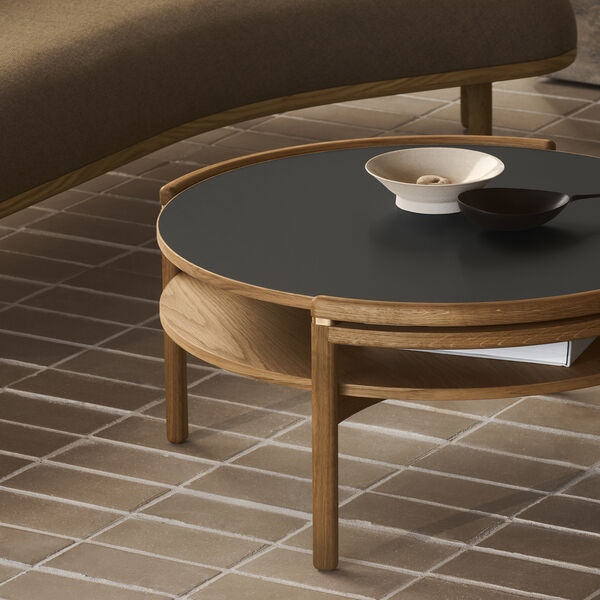 RF1905 Sideways Coffee Table, oiled oak/black, Carl Hansen & Søn