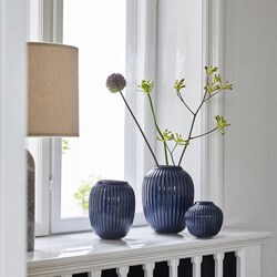 Hammersh&oslash;i Vas, indigo, K&auml;hler Design