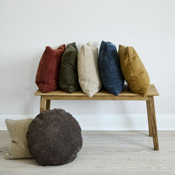 Taffy Kudde, brown, Compliments