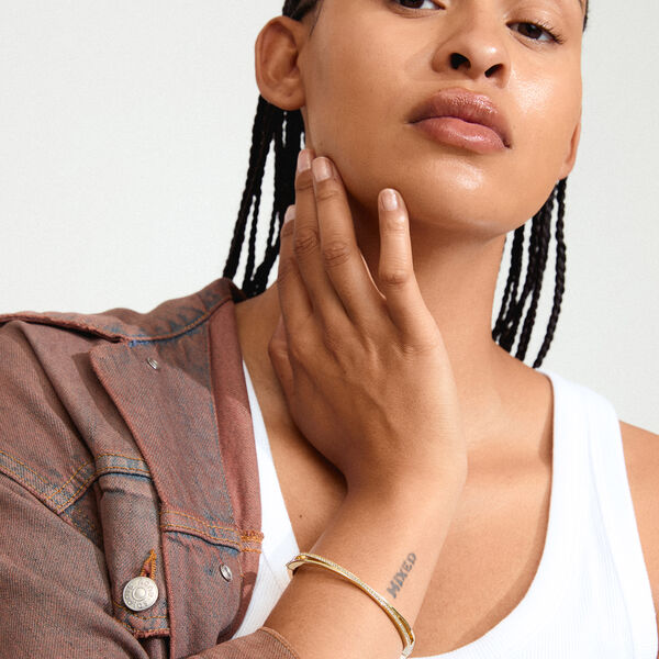 KIRA Armband, guldpl&auml;terat, Pilgrim