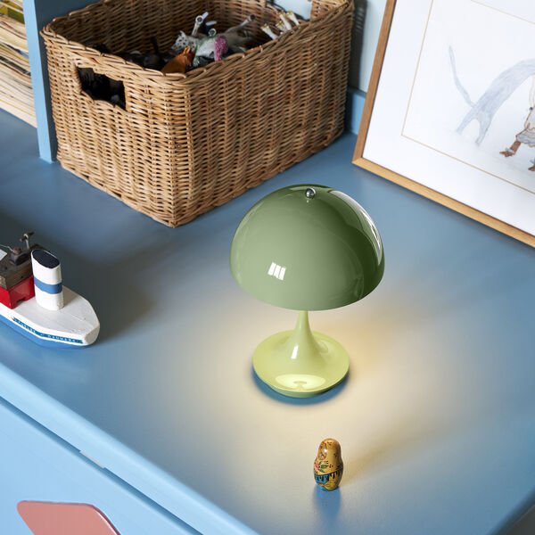 Panthella 160 Portable Bordslampa, green, Louis Poulsen