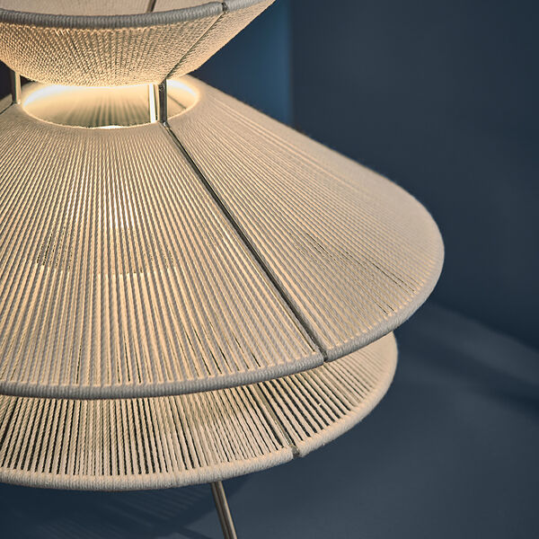 Kiku Bordslampa, FRANDSEN