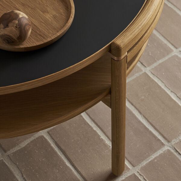 RF1905 Sideways Coffee Table, oiled oak/black, Carl Hansen & Søn