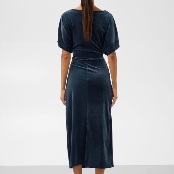 SLVelera Dress | Turbulence | Kl&auml;nning, Soaked in Luxury