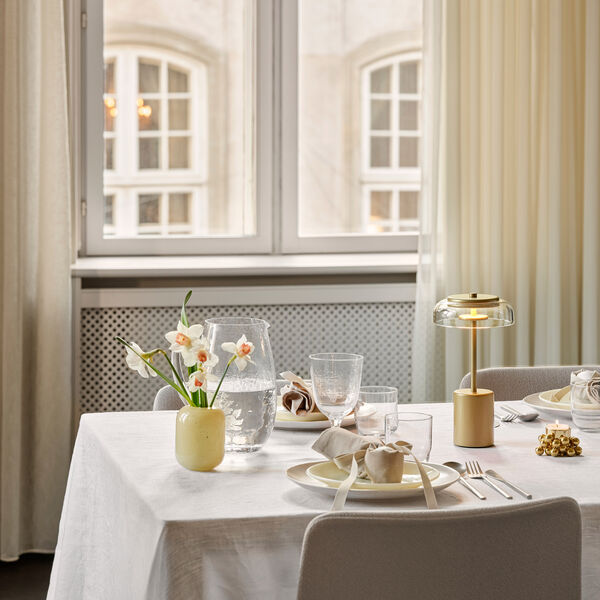 Blossi Mini Portable Table Lamp, nordic gold, Nuura