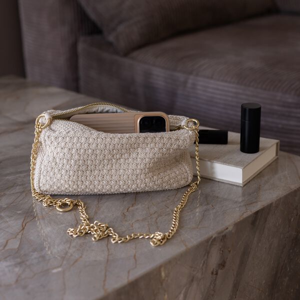Stickad Clutch Kedja Petra, beige melange, By LOHN