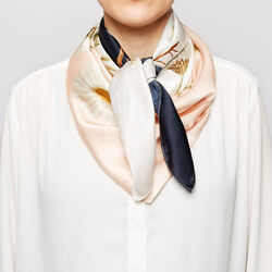 Four Square Daisy Scarf, Flora Danica Denmark