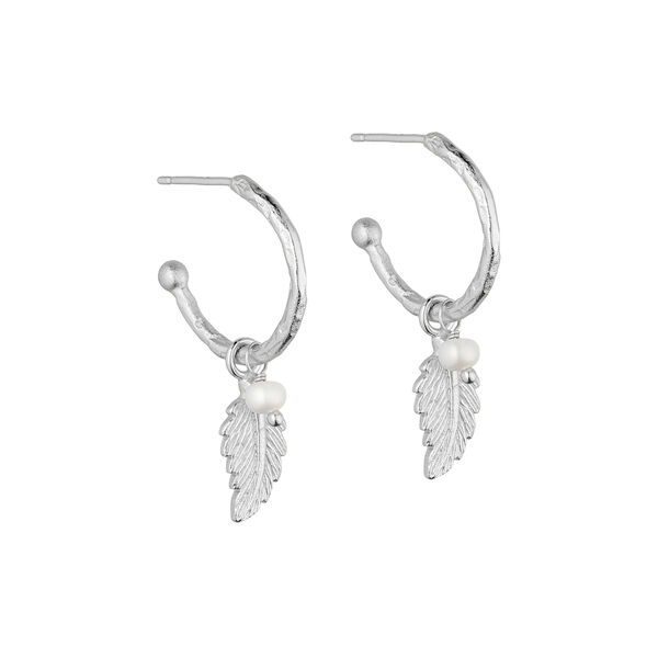 Linn hoops w. pendant, silverpläterad Linn hoops w. pendant, silverpläterad, Pure by Nat