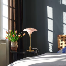PH 3/2 Pale Rose bordslampa PH 3/2 Pale Rose bordslampa, Louis Poulsen