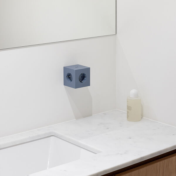 Square 2 USB-C (30W), shark blue, Avolt