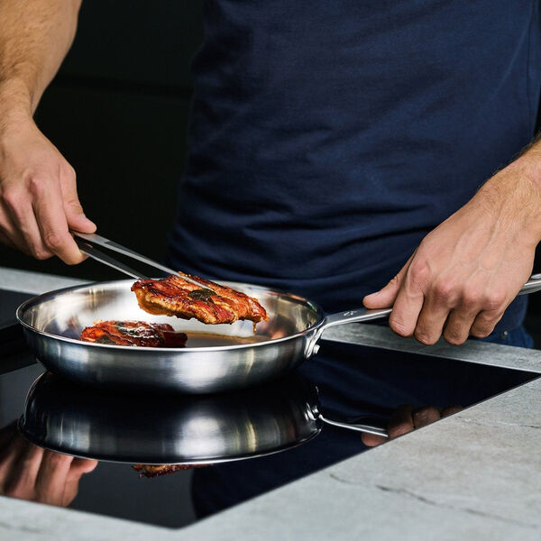 5-ply Frying Pan Ø 24 cm, Gastrotools