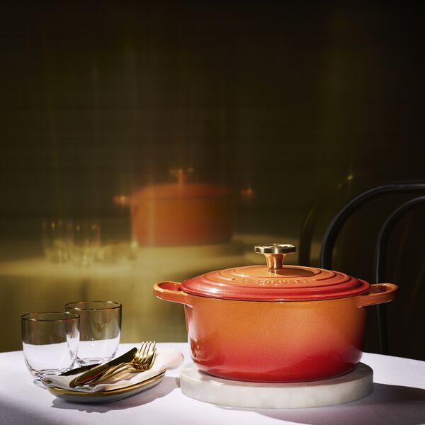 Rund gjutj&auml;rn Jubileumsgryta &Oslash; 24 cm, flamme dor&eacute;e, Le Creuset
