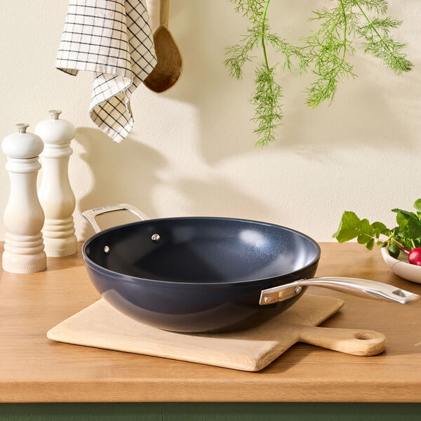 Ceramic wokpanna &Oslash; 30 cm, Le Creuset