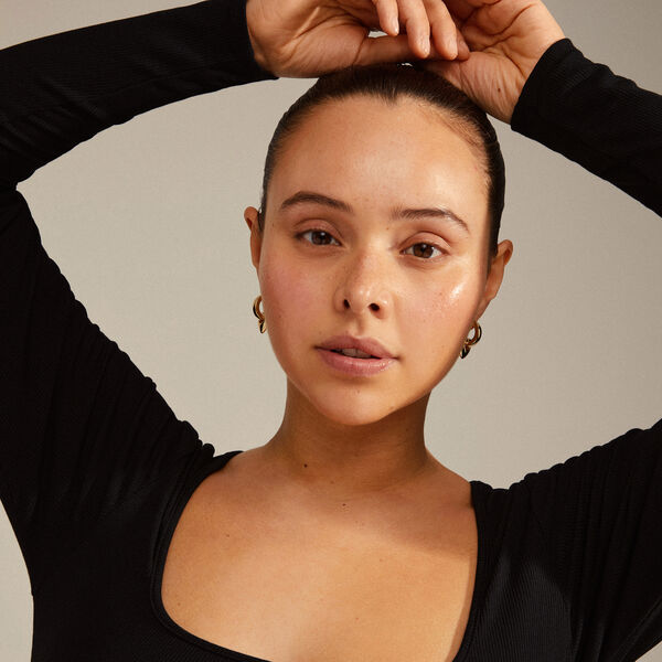 IOKASTE recycled chunky hoops, gold-plated, Pilgrim