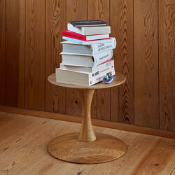 ND102 Trisse Stool, oak oil, Fredericia Furniture