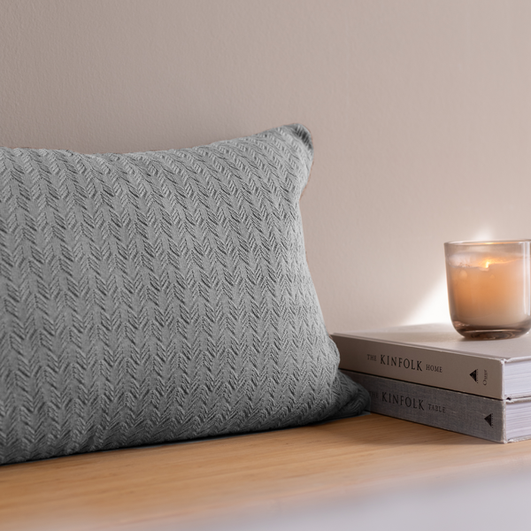Stickad Pl&auml;d Wave, med grey melange, By LOHN