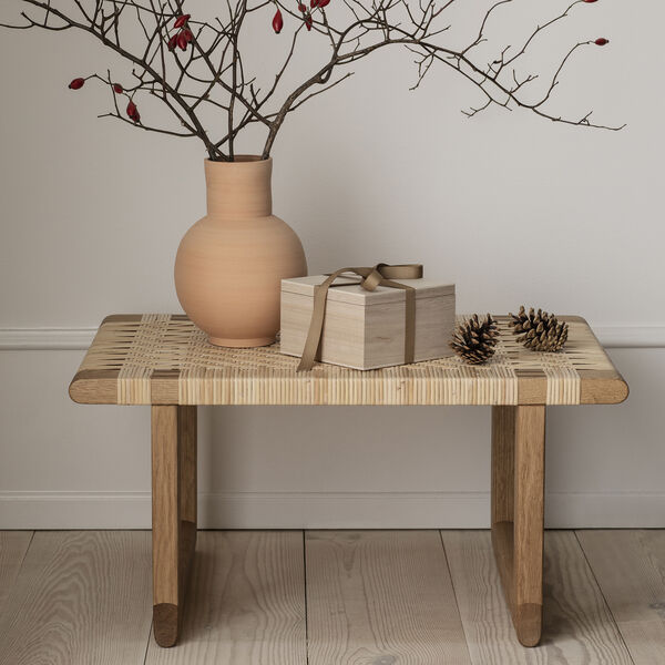 BM0488S Table Bench, oiled oak/rattan, Carl Hansen & S&oslash;n