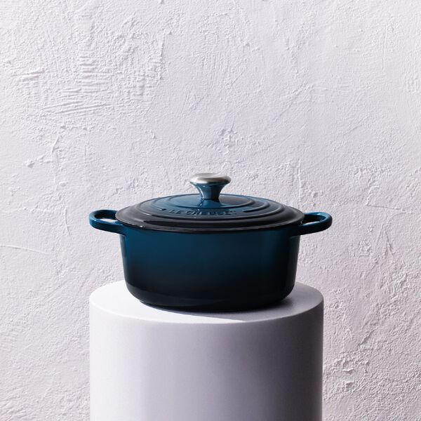 Signature gjutj&auml;rn rund gryta &Oslash; 20 cm, nuit, Le Creuset