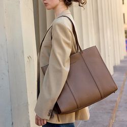 Galaxy Bag, light taupe, Bella Ballou