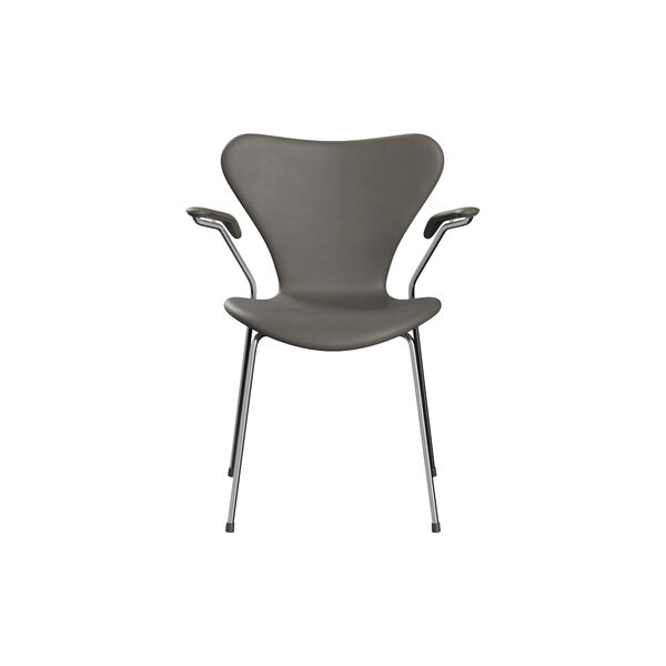 Series 7&trade; 3207 Fully Upholstered Chair, Essential lava, Fritz Hansen