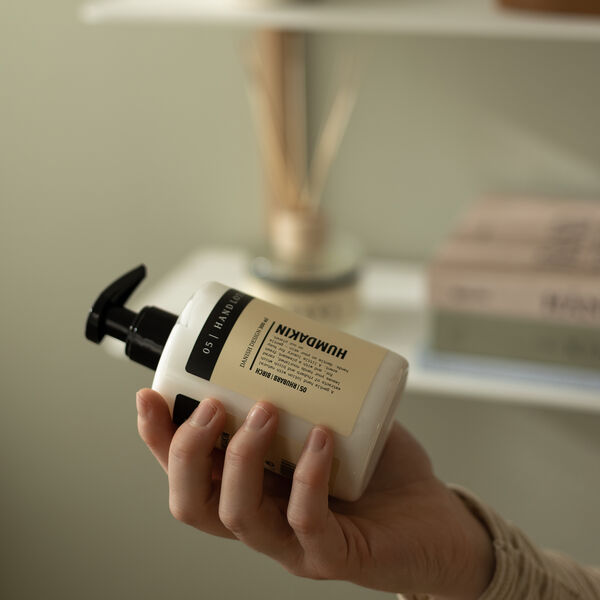 05 Handkr&auml;m, Rabarber & Bj&ouml;rk, Humdakin