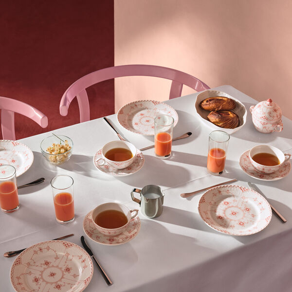 Coral Fluted Half Lace kopp med fat 20 cl, Royal Copenhagen