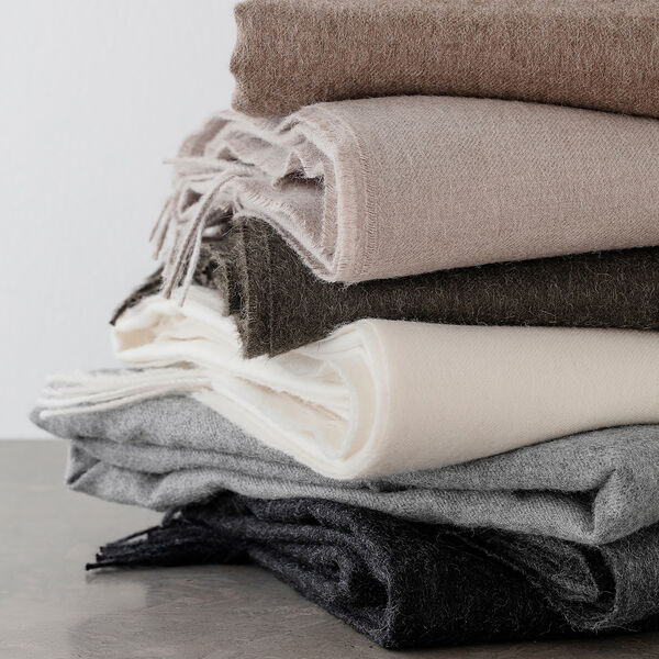 Luxury pl&auml;d, dark grey, ELVANG