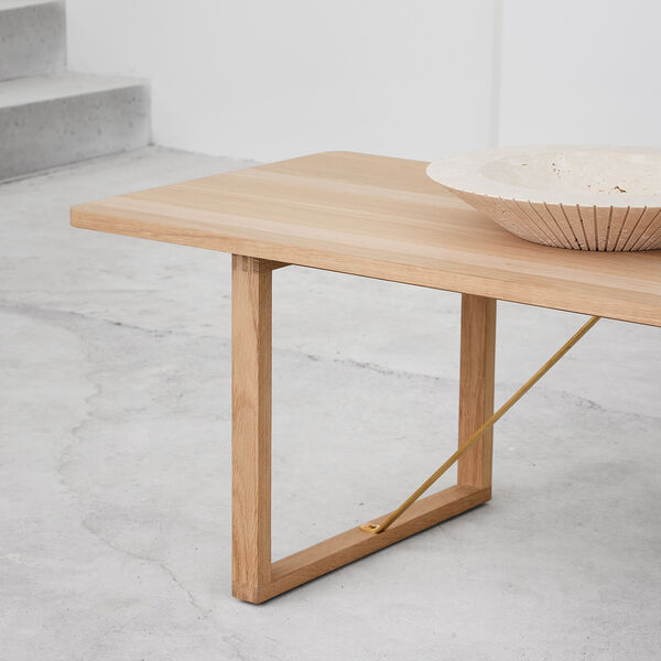 BM67 Coffee Table, light oiled oak, Fredericia Furniture