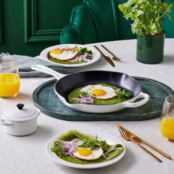 Signature gjutj&auml;rn stekpanna &Oslash; 23 cm, vit, Le Creuset