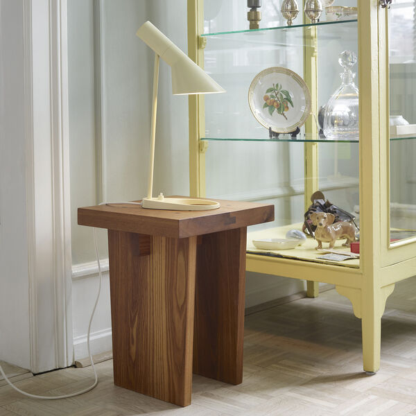 AJ Mini bordslampa, soft lemon, Louis Poulsen