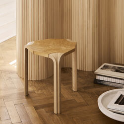 Stool X602, honey/natural Stool X602, honey/natural, Artek