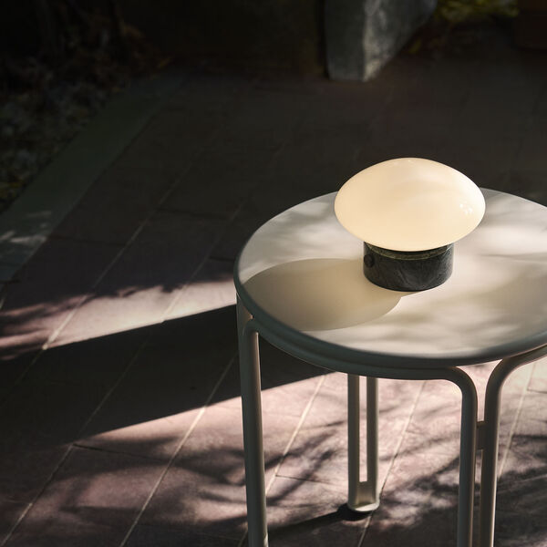 Mist AP21 Portable Lamp, grigio caldo, &Tradition